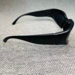 Y2K SUNGLASS - BLACK - Image 5