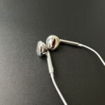 CHROME EARBUDS - 3.5mm Audio Jack - Image 2